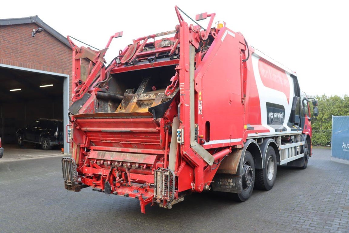 Waste collection truck Volvo FE S 6X2 R Diesel 2007 2007 FE S 6X2 R 2007 1 image 5