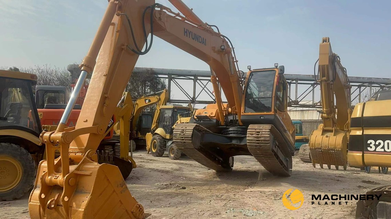 HYUNDAI R220LC-9S Used Crawler Excavator Original Good Condition R220LC-9S 2019 1 Crawler Excavators image 3
