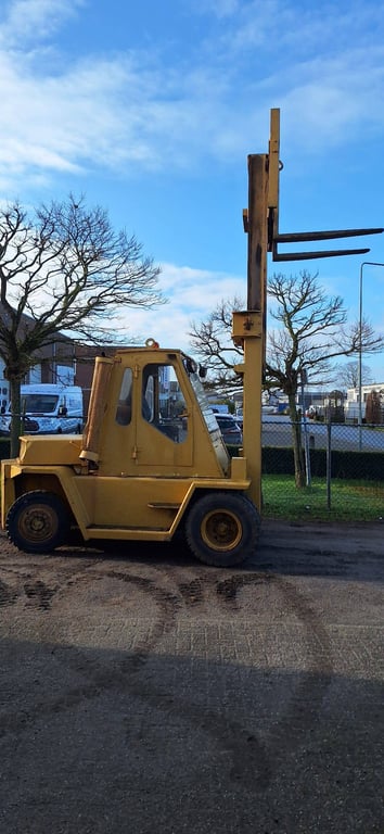 Forklift Caterpillar Diesel 7000kg 1 Forklift image 4
