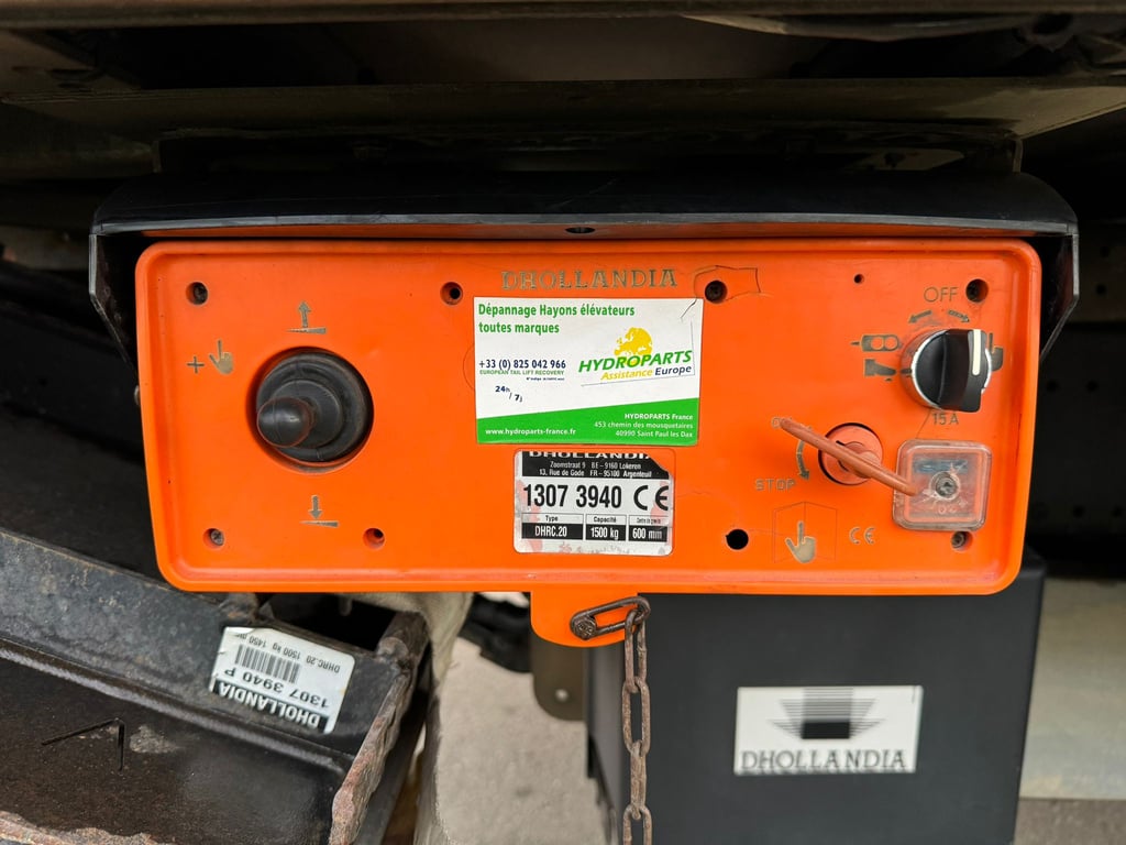 MercedesBenz Atego 4x2 Cargo Truck EURO5 2013 70001657 MercedesBenz Atego 4x2 Cargo EURO5 2013 1 image 12