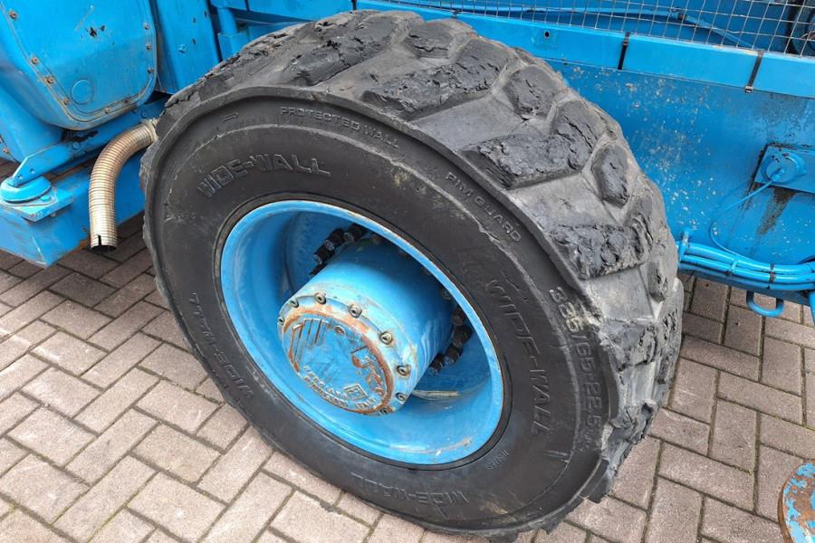 Holland Lift Megastar G300 Diesel, 4x4x4 Drive, 33.5m Working H 1998 HOLLAND LIFT - Megastar G300 - 90375 Holland lift Meg...