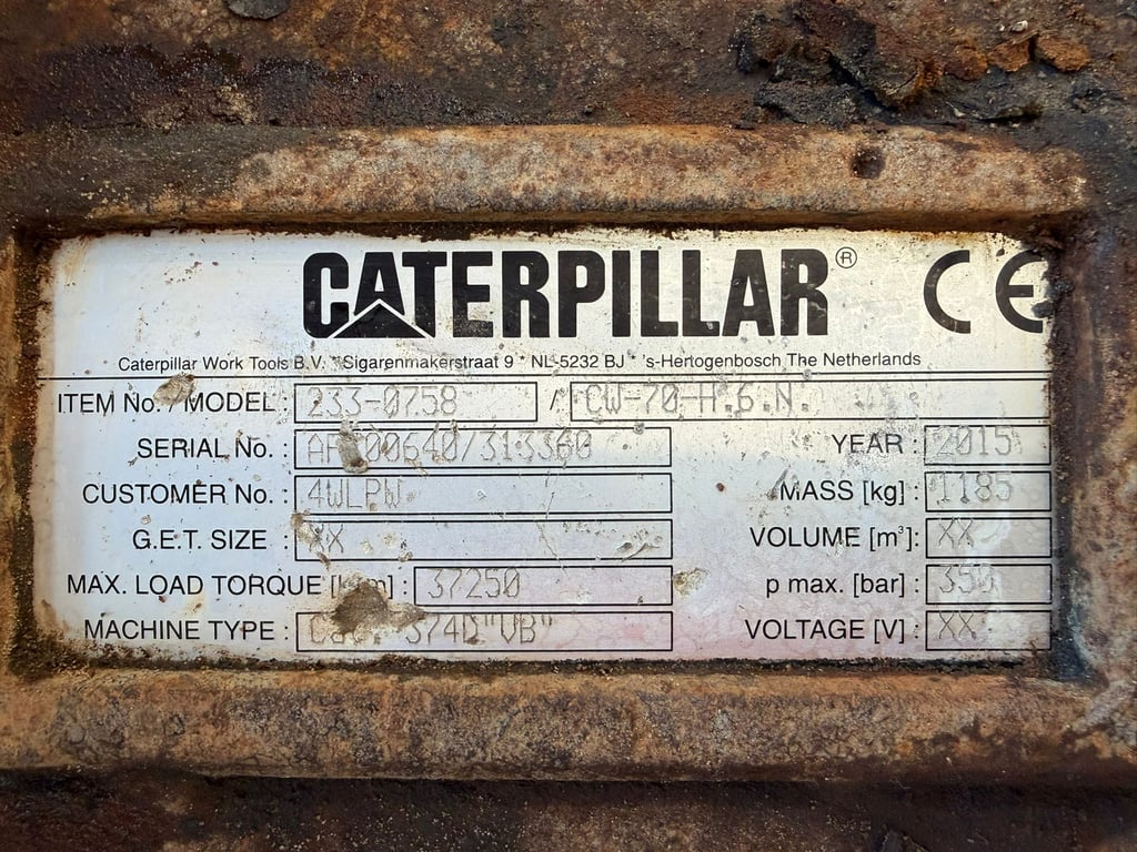 Caterpillar Quick Coupler CW70 for 374F 2015 00033665 Quick Coupler CW70 for 374F 2015 1 image 9