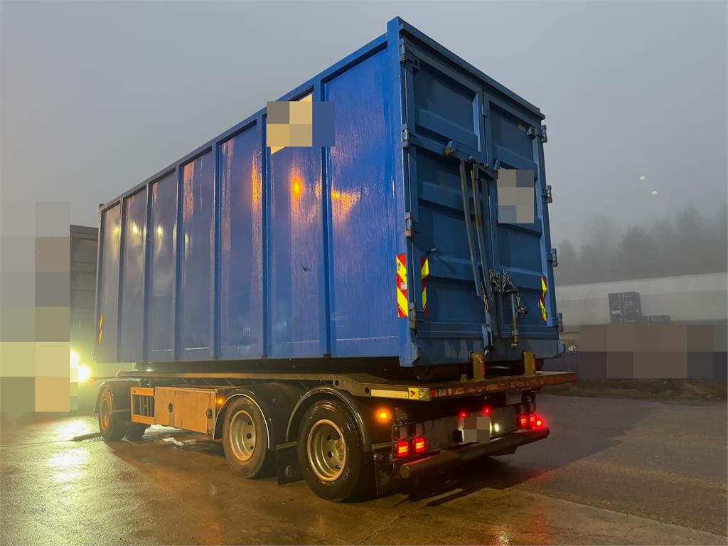 Istrail hook trailer with tipper 2017 21995 Istrail hook trailer with tipper 2017 1 image 4