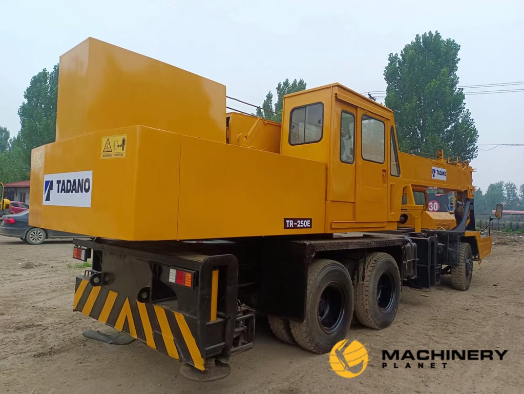 Tadano TR250E Crane Used High Quality TR250E 2018 1 Mobile Cranes image 2