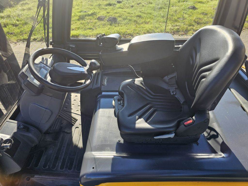 Heavy machinery product image - Image 14 of 20