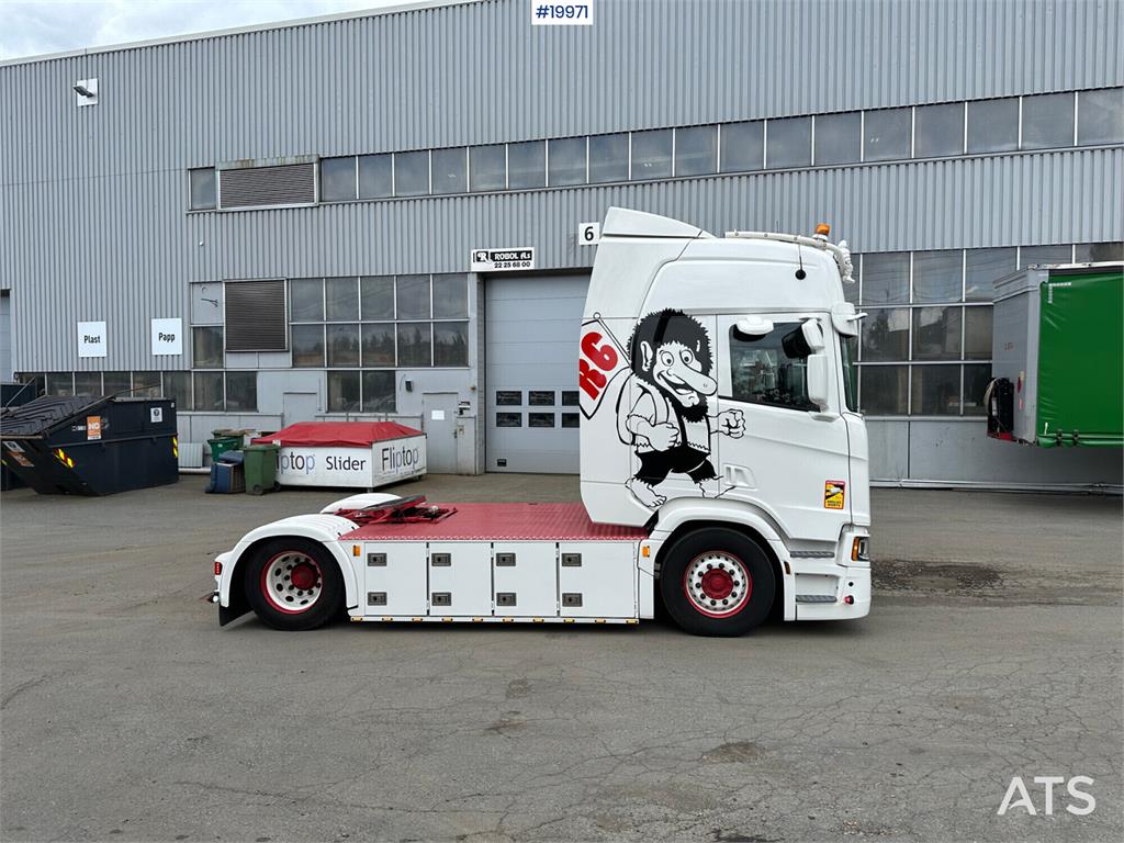 Heavy machinery product image - Image 2 of 3