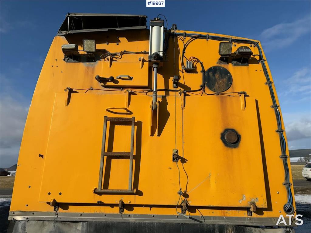 Heavy machinery product image - Image 15 of 15
