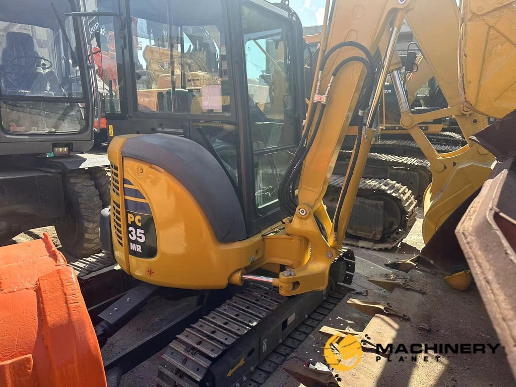 PC35MR Mini Creawler Excavator High Quality FOR SALE PC35MR 2020 1 Crawler Excavators image 2