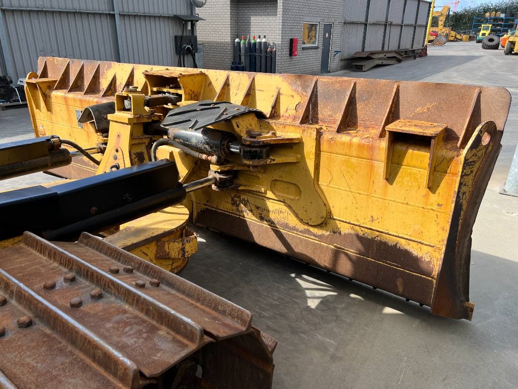 CAT D6N LGP 2016 208862 D6N LGP 2016 1 Dozers image 12