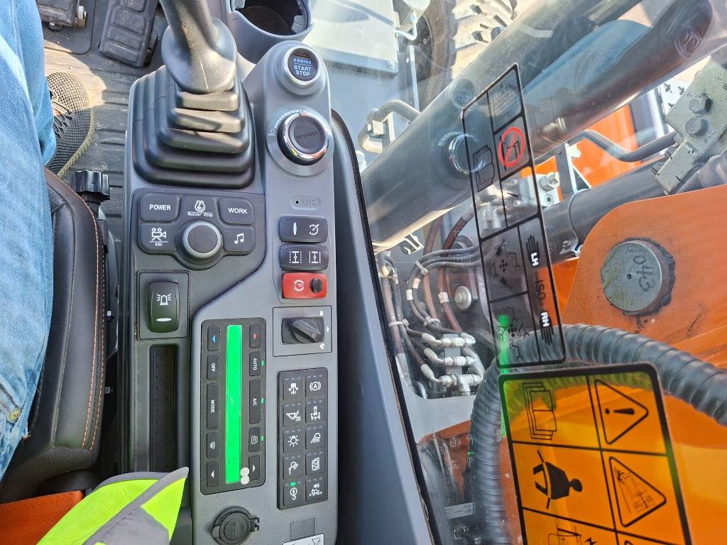 Heavy machinery product image - Image 10 of 15