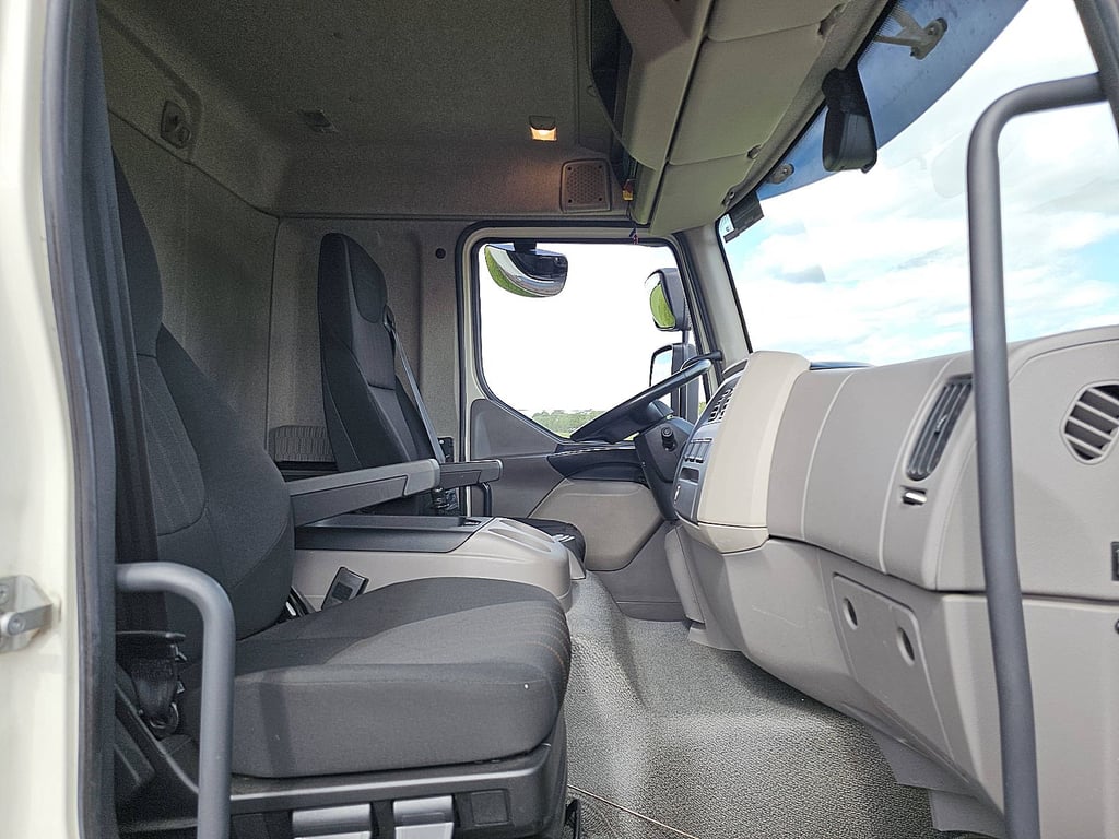 DAF LF 290 16t taillift airco 2021 DAF LF 290 16T TAILLIFT AIRCO 2021 1 image 7