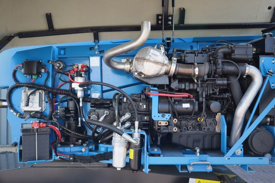 Genie S45XC Trax Valid inspection, *Guarantee! Diesel, 4 2022 GENIE - S45XC Trax - 61230 S45XC Trax Valid inspection, *Gua...