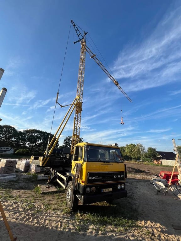 Heavy machinery product image - Image 8 of 15