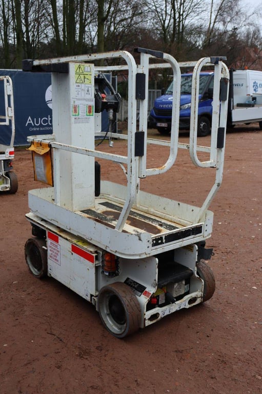 Mast lift 1230ES Electric 5.66m 2015 2015 1230ES 2015 1 image 7