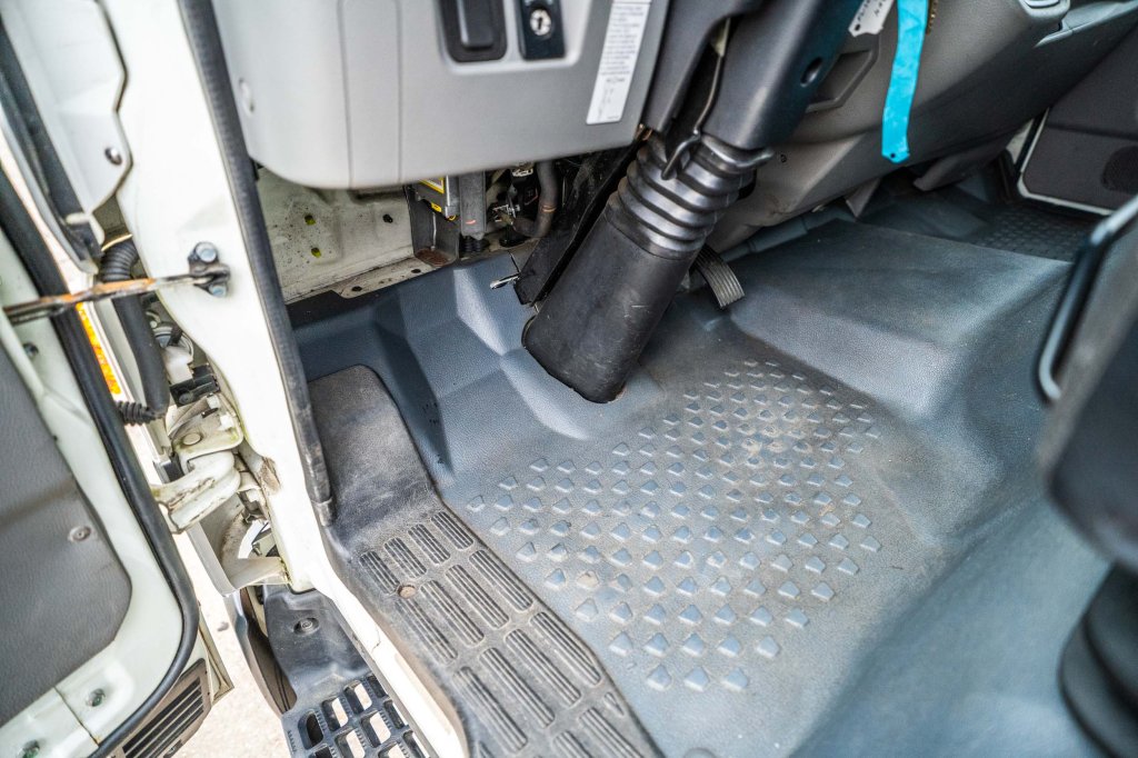 MITSUBISHI FUSO FUSO CANTER 7C15-DUONIIC HYBRID / 600 BI TEMP 2017 E63343 FUSO FUSO CANTER 7C15-DUONIIC HYBRID / 600 BI TE...