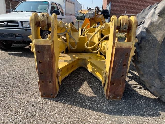 CAT D 8 R Ripper 3718 D 8 R Ripper 1 image 4