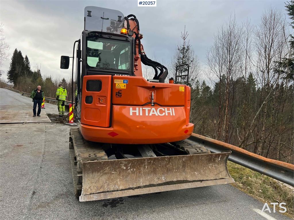 Hitachi zx85us-6 excavator w/ rototilt, sanding bucket, di 2022 20257 zx85us-6 excavator w/ rototilt, sanding bucket, di 2...