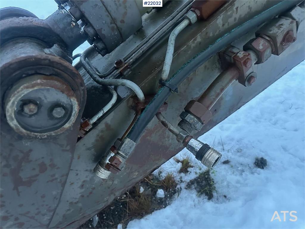 Åkerman EC200 excavator with 2 buckets. SEE VIDEO. 1996 22032 Akerman EC200 excavator with 2 buckets. SEE VIDEO. 1996 1 Cr...
