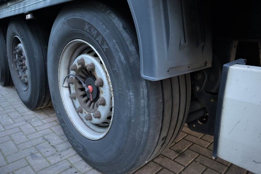 Krone SD Dutch Registration, 3-Axle, Lift Axle, Air Susp 2015 KRONE - SD - 61395 SD Dutch Registration, 3-Axle, Lift Axle,...