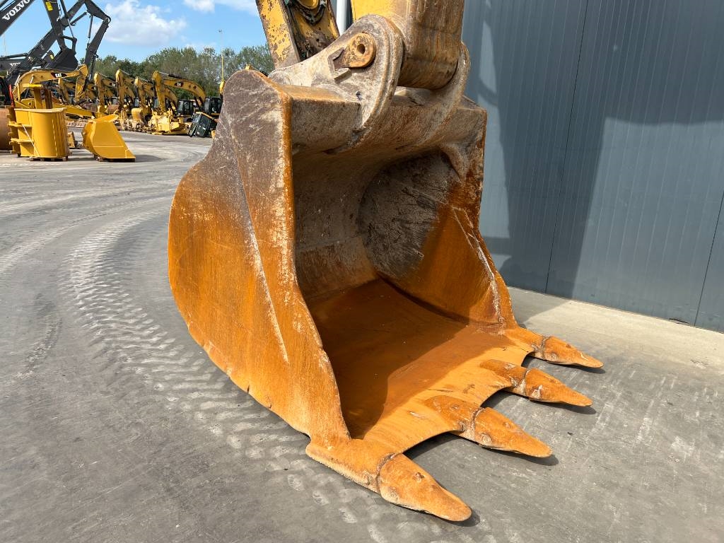 CAT 352F 2017 206241 352F 2017 1 Crawler Excavators image 12