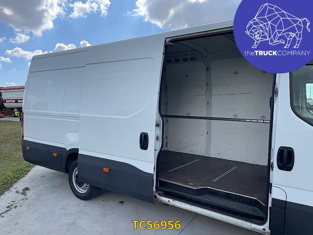 Iveco Daily 35-160 HI MATIC - L4H2 2017 TC56956 Daily 35-160 HI MATIC - L4H2 2017 1 image 9