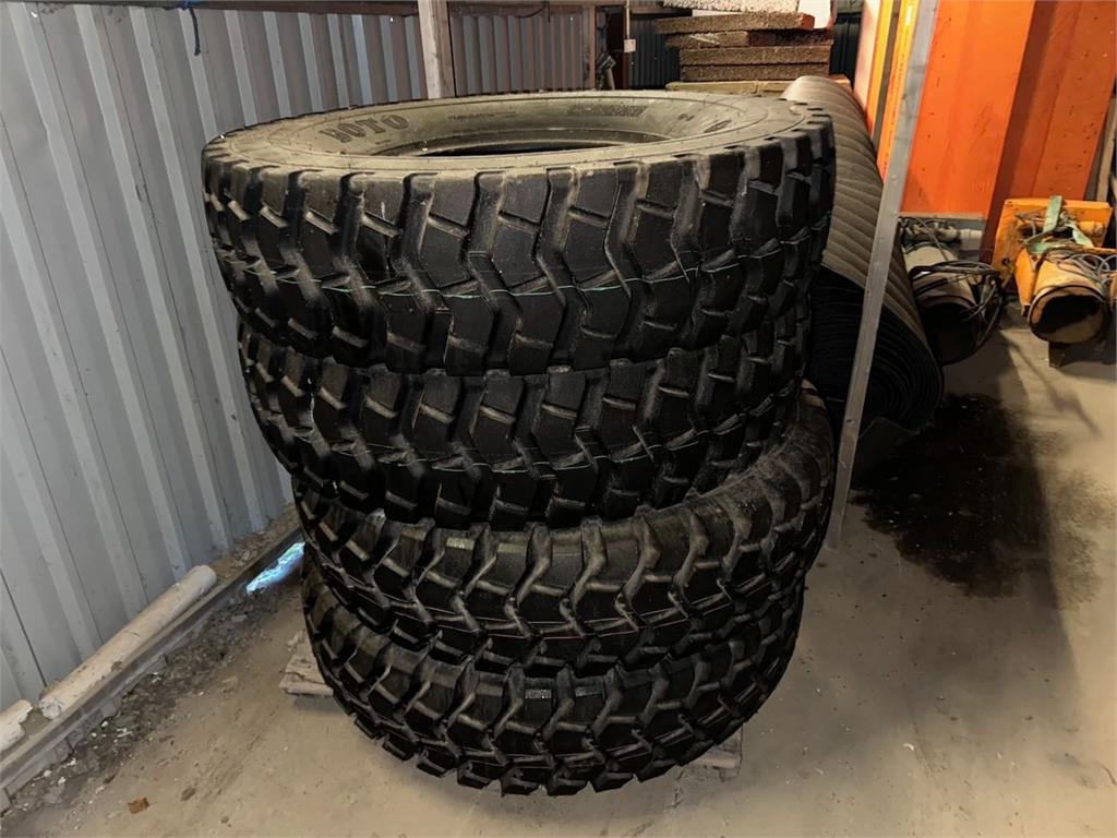 4 stk dekk til hjullaster eller veghøvel 21937 4 stk dekk til hjullaster eller veghøvel 1 image 14