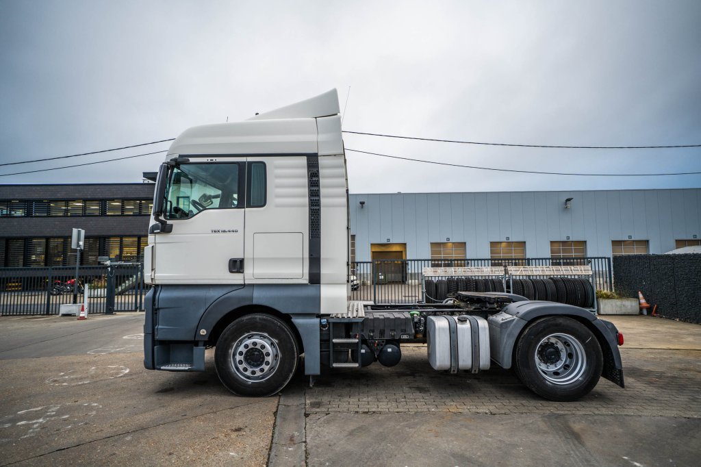 MAN TGX 18.440 XLX BLS 2016 E65155 TGX 18.440 XLX BLS 2016 1 image 8