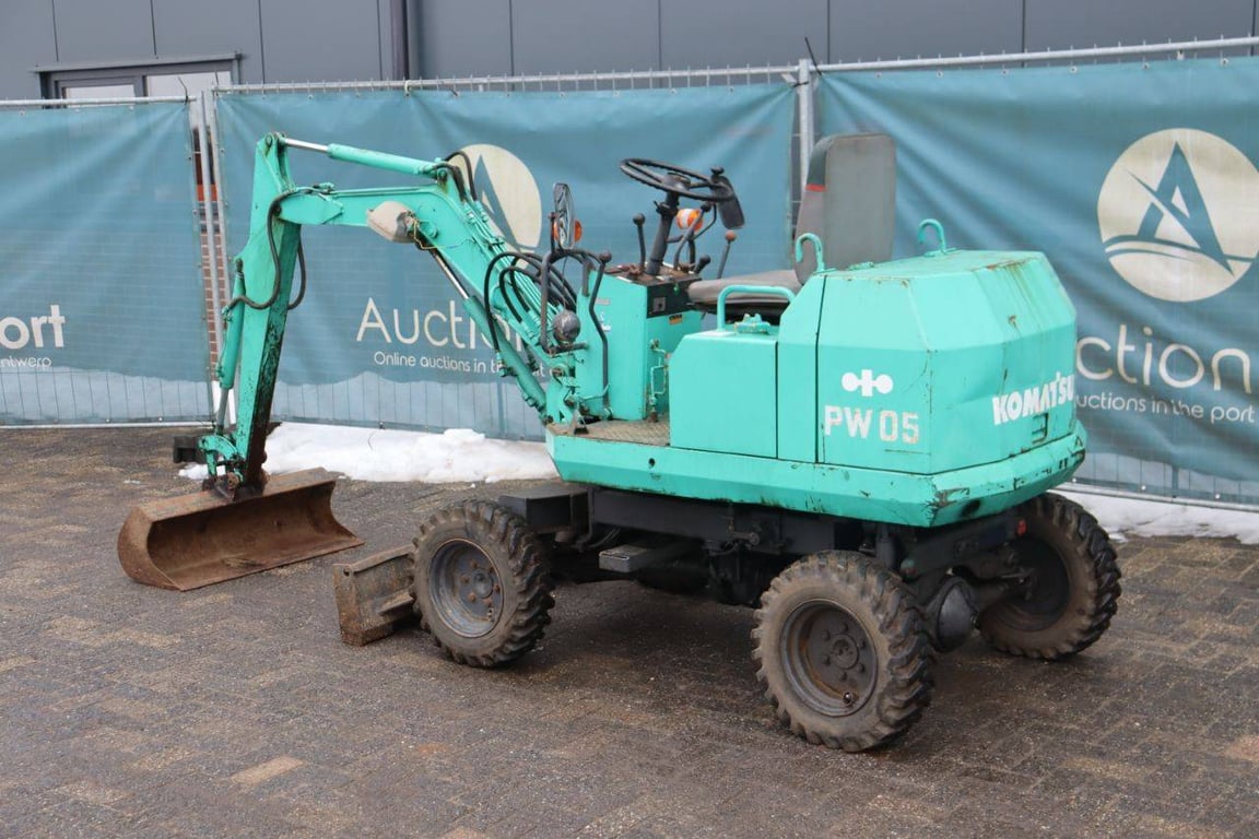 Mini excavator Komatsu PW05 Diesel (Margin) PW05 1 image 3