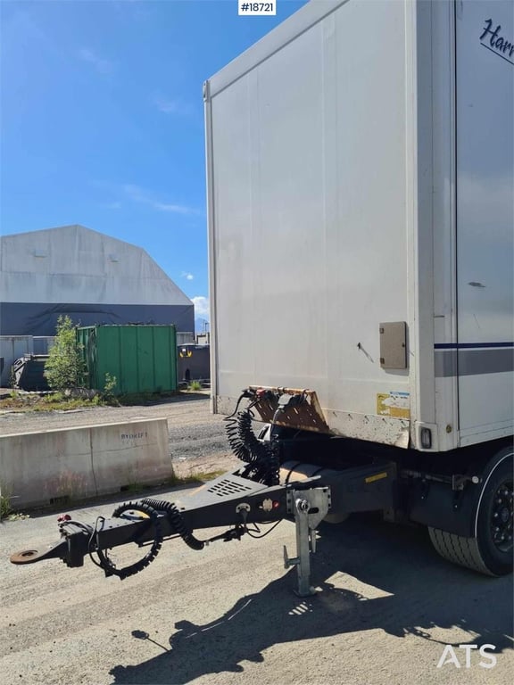Ekeri 3-axle cabinet semitrailer w/ full side opening. 2019 18721 Ekeri 3-axle cabinet semitrailer w/ full side opening. 2...
