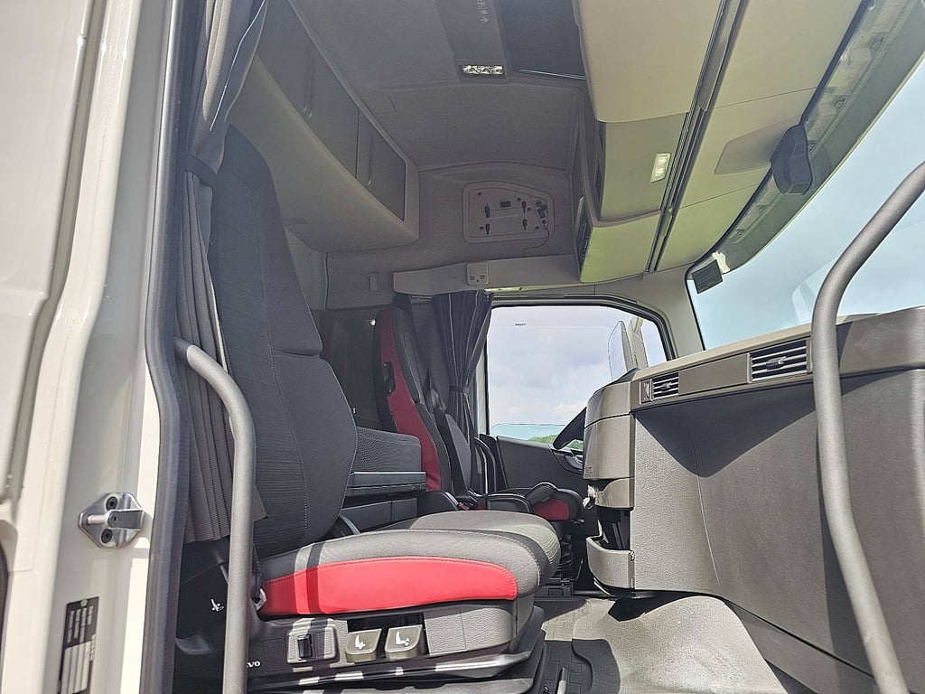 Heavy machinery product image - Image 7 of 15