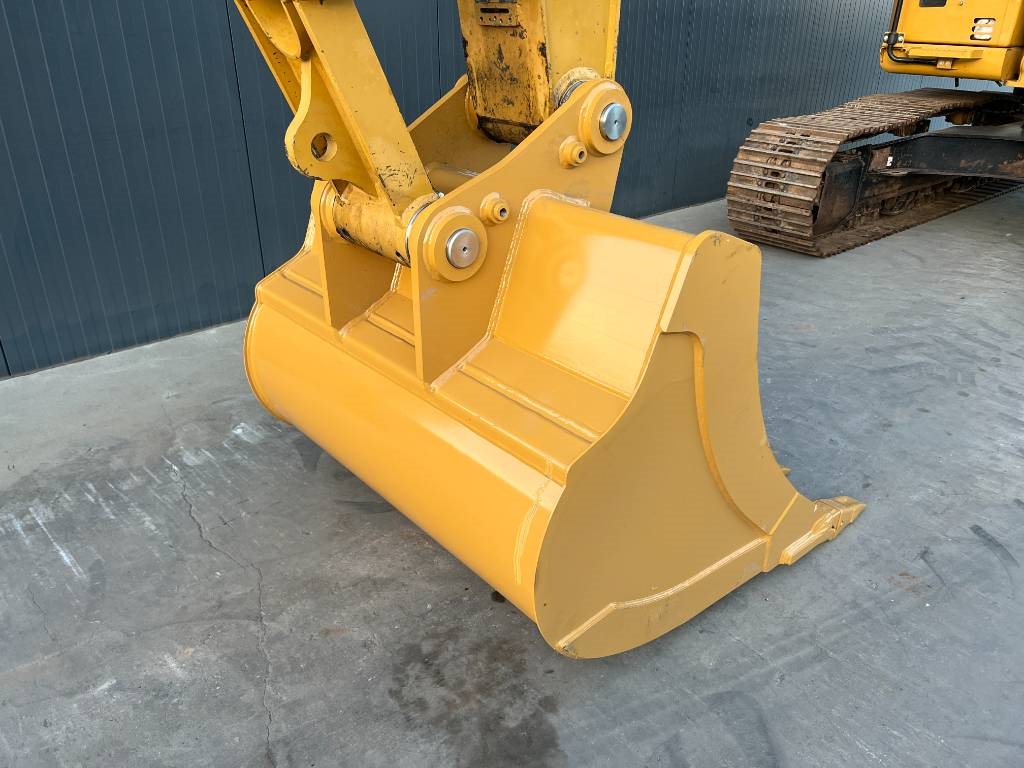 CAT 323F L 2016 208897 323F L 2016 1 Crawler Excavators image 11