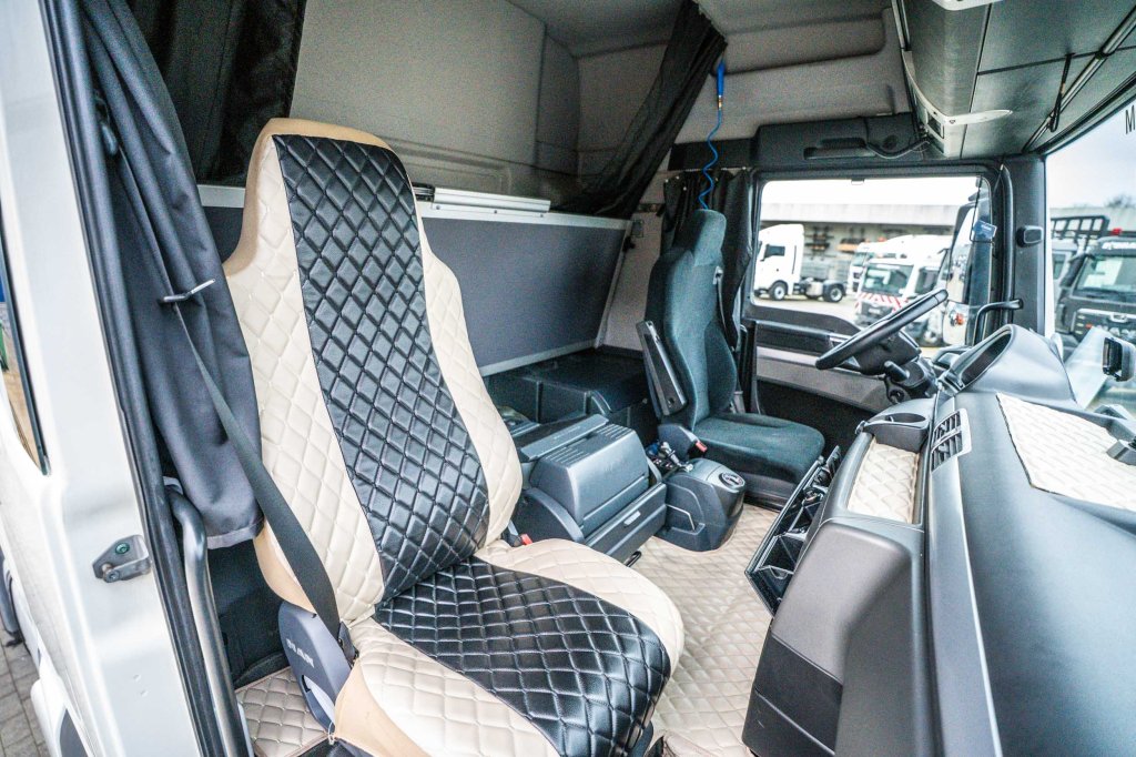 MAN TGX 18.440 XLX BLS 2016 E65155 TGX 18.440 XLX BLS 2016 1 image 15