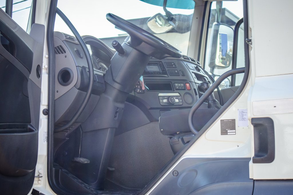 DAF CF 450-6X4+FASSI18T/M(3EXT)-78500KM 2018 E59556 DAF 450-6X4+FASSI18T/M(3EXT)-78500KM 2018 1 image 7