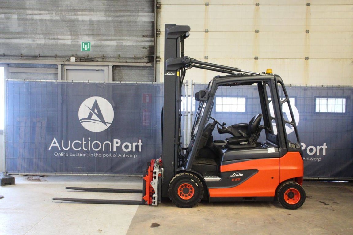 Forklift Linde E25 Electric 2500kg 6.43m 2019 2019 E25 2019 1 Forklift image 2