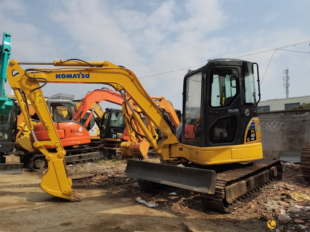 PC40MR Mini Creawler Excavator High Quality FOR SALE PC40MR 2021 1 Crawler Excavators image 3