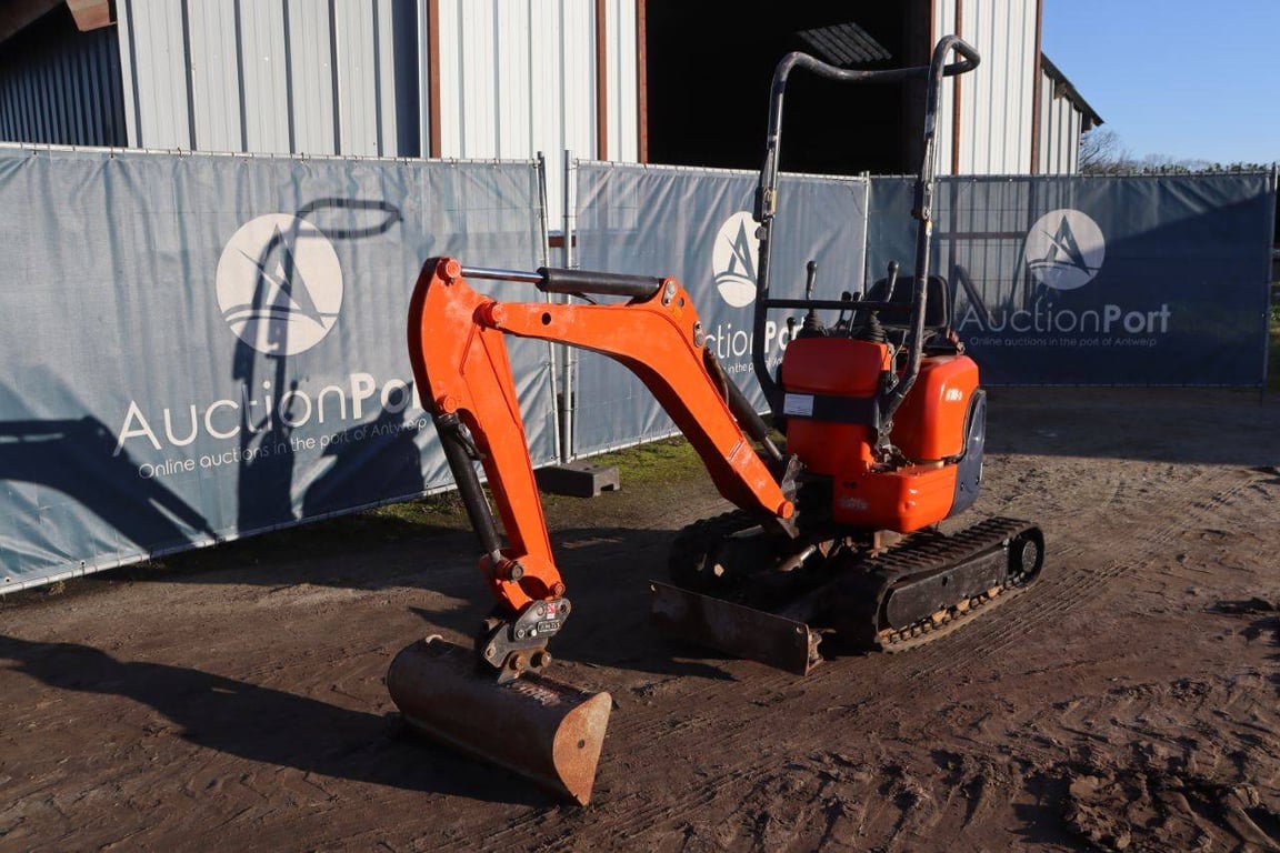 Mini excavator Kubota U10-3 Diesel 7.4kW 2016 2016 U10-3 2016 1 image 9