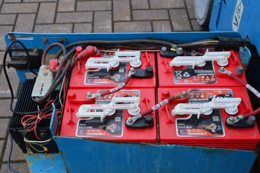 Genie GS2632 Electric, Working Height 10m, 227kg Capacit 2008 GENIE - GS2632 - 62677 GS2632 Electric, Working Height 10m, ...