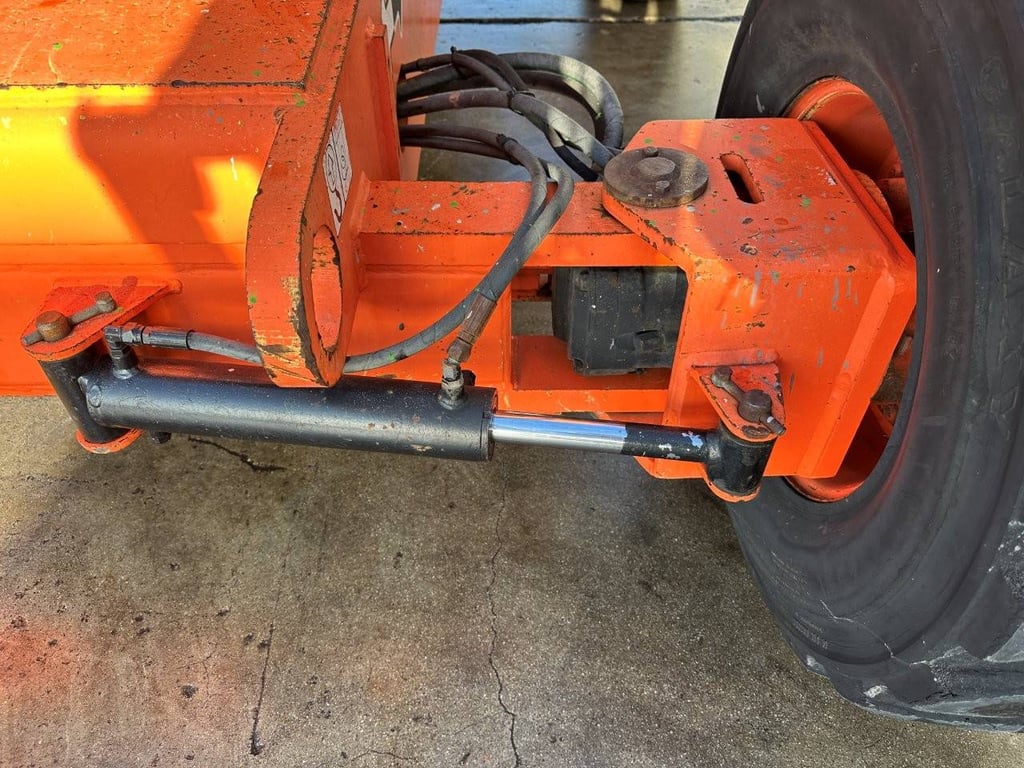 Articulating boom lift JLG 600AJ Diesel 18.5m 1998 1998 600AJ 1998 1 image 14