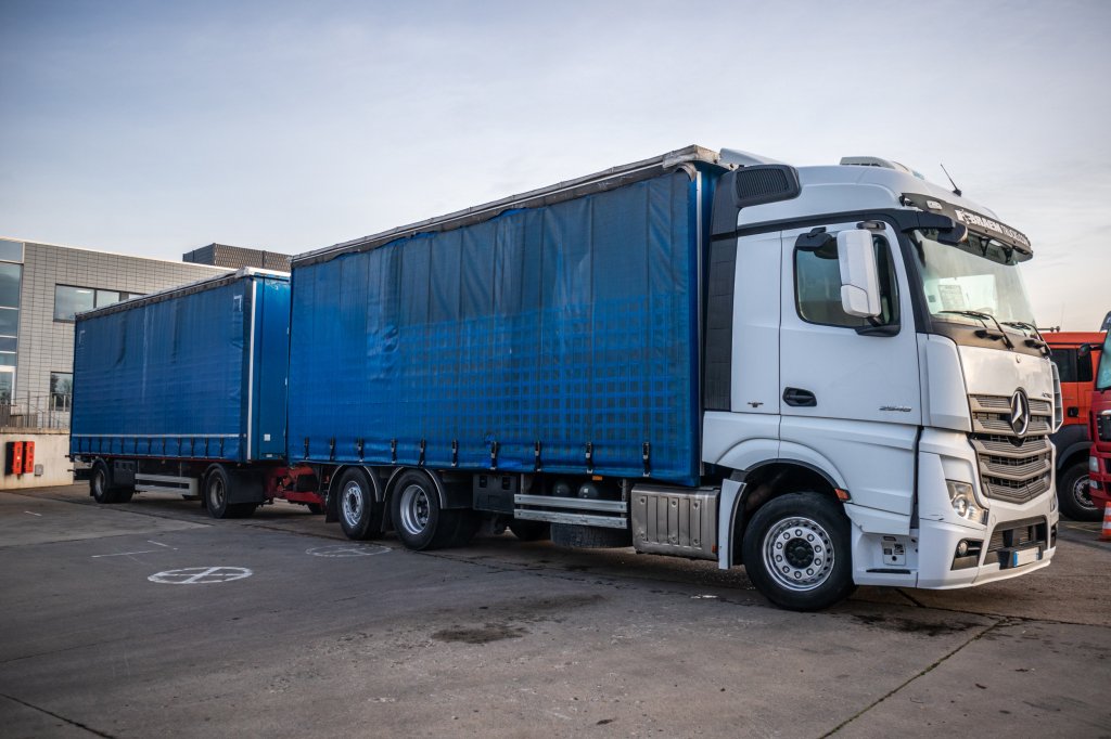 MERCEDES ACTROS 2548-6x2+VOITH 2015 E60901 ACTROS 2548-6x2+VOITH 2015 1 image 2