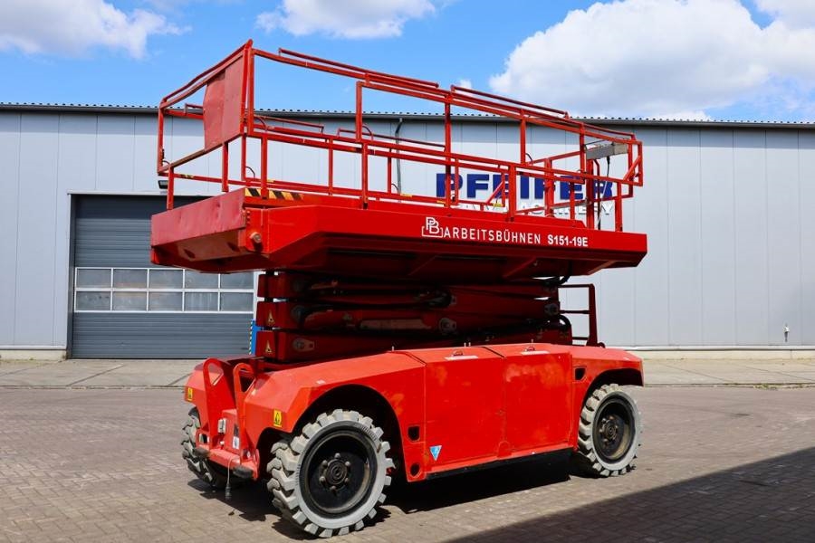 PB LIFT S151-19E 4x4 Electric, 4x4 Drive, 15m Working 2012 PB LIFT - S151-19E 4x4 - 90072 PB LIFT S151-19E 4x4 Electric, 4...