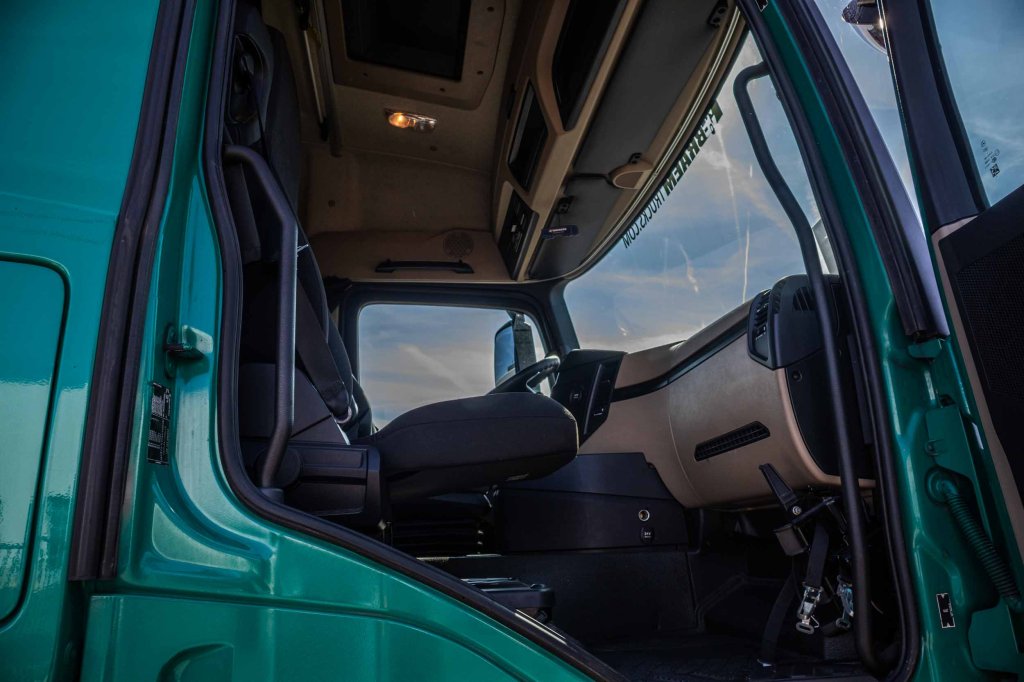 MERCEDES ACTROS 1845 LS 2015 E62248 ACTROS 1845 LS 2015 1 image 12