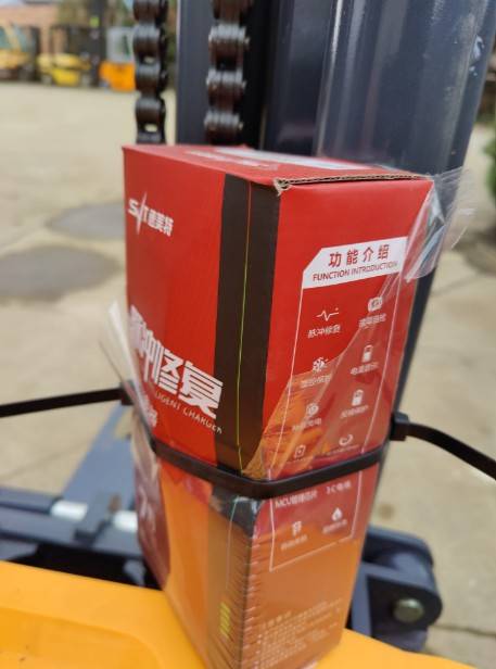 Stacker Nycheki EW15 Electric 2000kg 5.5m New Nycheki EW15 0 image 11
