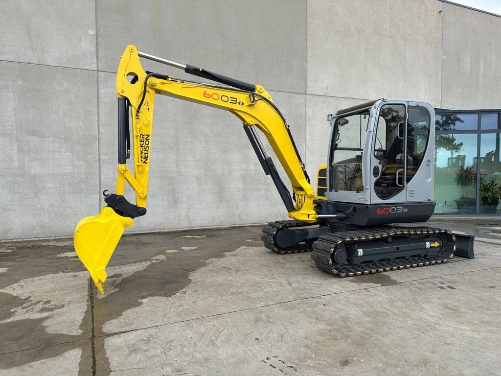Wacker Neuson 6003 Diesel 43.4kW Tracked Excavator 2015 2015 Neuson 6003 2015 1 Tracked Dumpers image 2