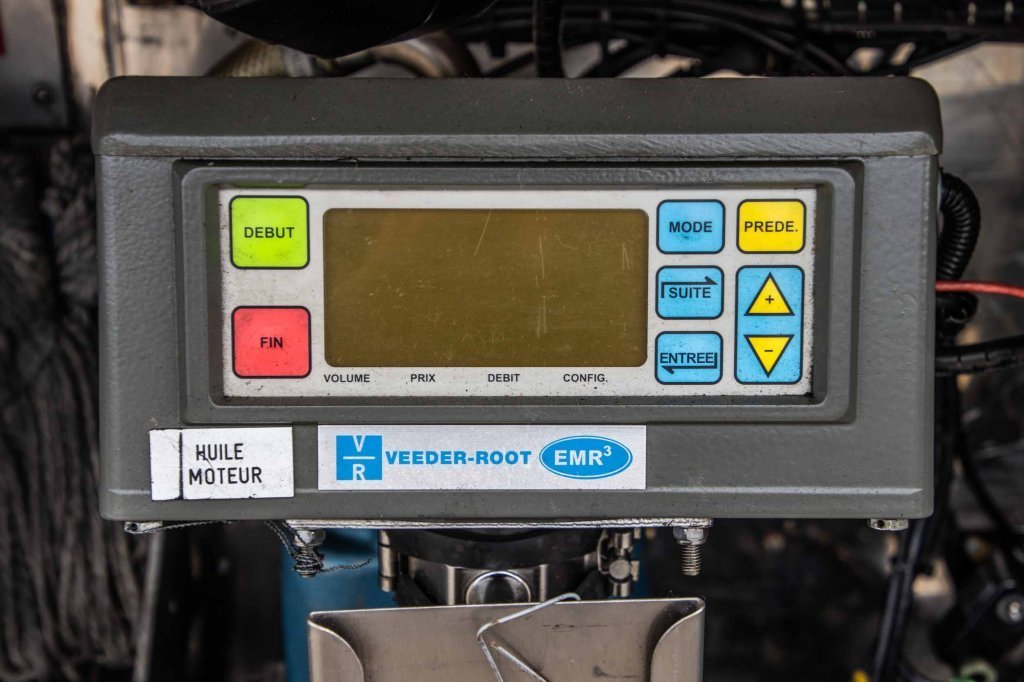 MERCEDES ACTROS 2544-MP3+MAGYAR INOX18.200L+17.700L/2X6COMP 2012 E58549 ACTROS 2544-MP3+MAGYAR INOX18.200L+17.700L/2X6COMP...