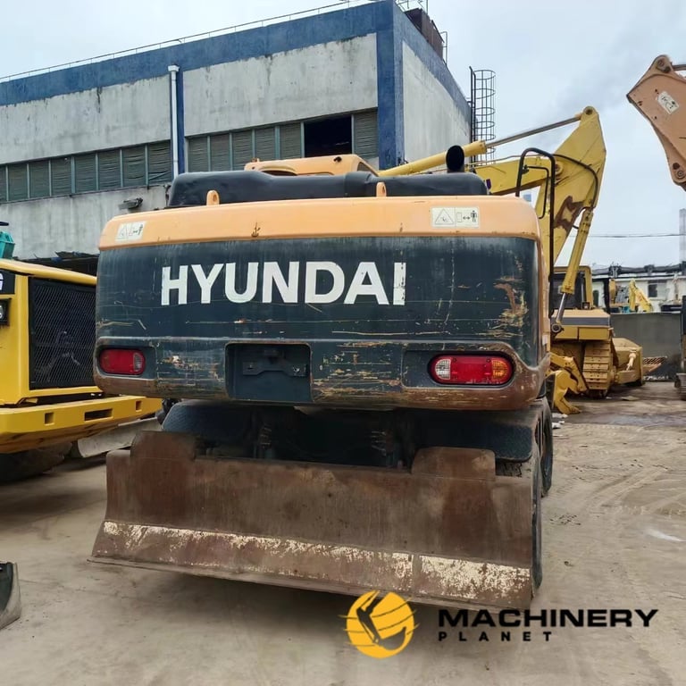 Heavy machinery product image - Image 8 of 13