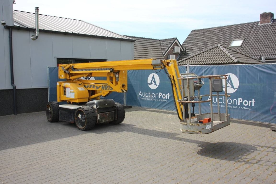 Niftylift HR 15 NDE Electric/Diesel Telescopic Boom Lift 2005 2005 Niftylift HR 15 NDE 2005 1 image 3