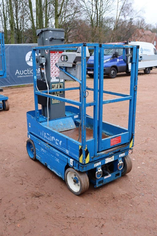 SkyJack SJ12 Electric Mast Lift 5.66m 2015 2015 SJ12 2015 1 image 7