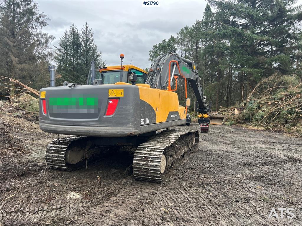 Volvo ec210cl excavator w/ rototilt, sanding bucket and 2010 21790 ec210cl excavator w/ rototilt, sanding bucket and 2010 ...