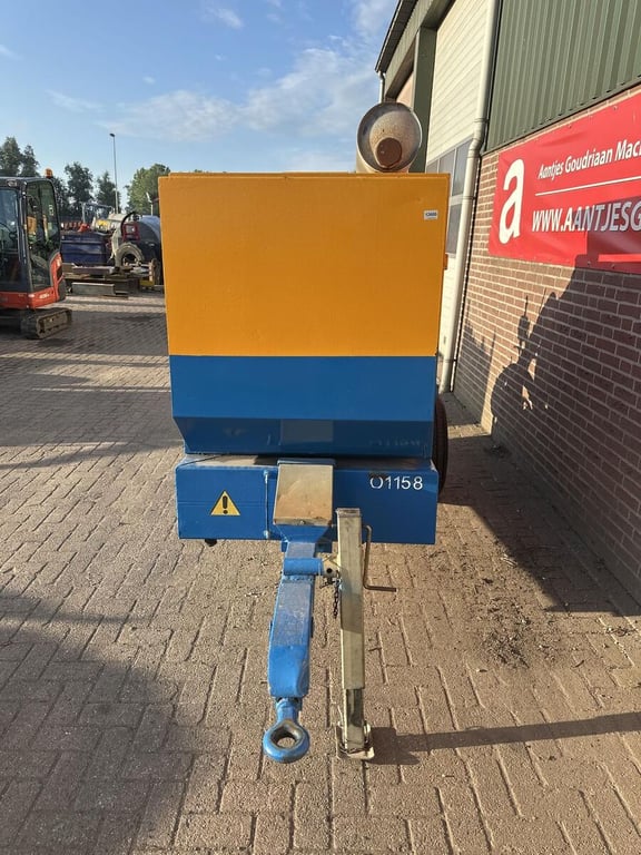 Waterpomp met diesel motor - Gebruikt 2001 12600 WATERPOMP met diesel motor - Gebruikt 2001 1 image 5