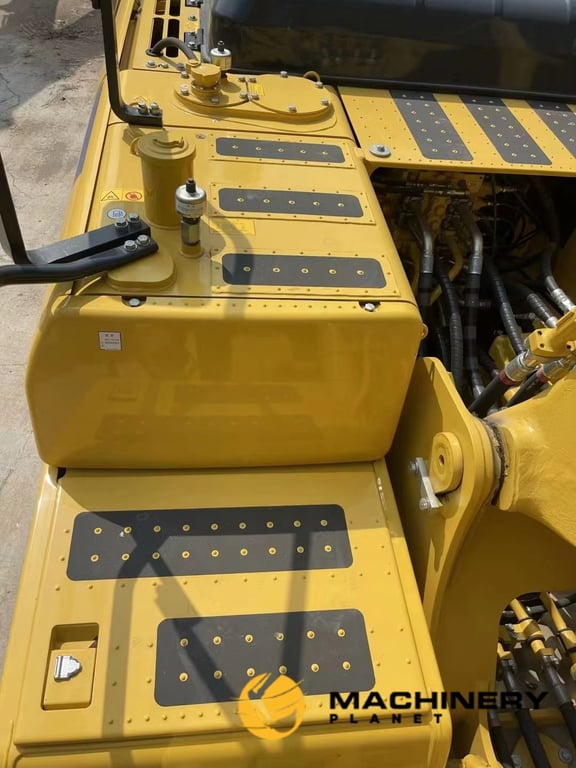 Heavy machinery product image - Image 9 of 15